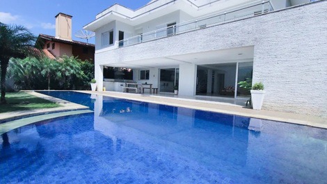 CASA ALTO PADRAO EM JUQUEHY