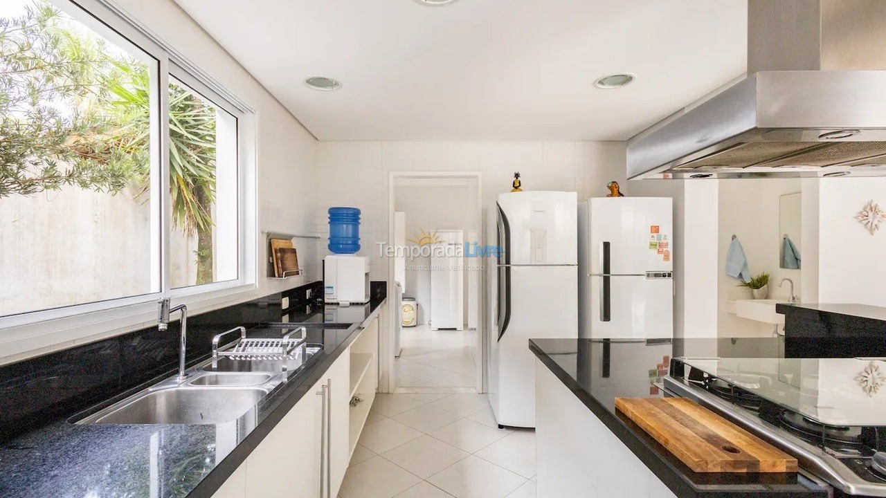 Casa para aluguel de temporada em São Sebastião (Juquehy)