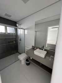 Banho suite 1 - terreo