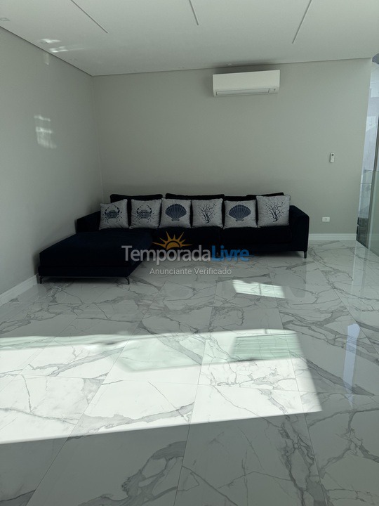 Casa para aluguel de temporada em Bertioga (Praia de Guaratuba)