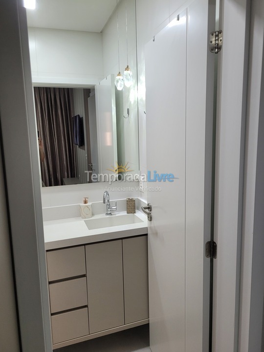 Apartamento para aluguel de temporada em Bombinhas (Praia de Bombas)