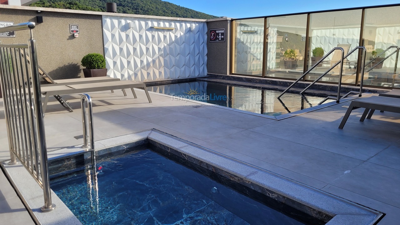 Apartamento para aluguel de temporada em Bombinhas (Praia de Bombas)