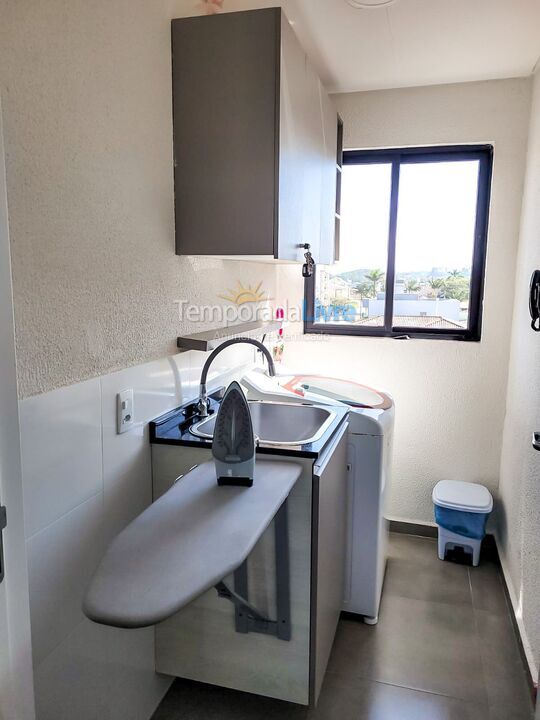 Apartamento para aluguel de temporada em Balneário Piçarras (Itacolomi)