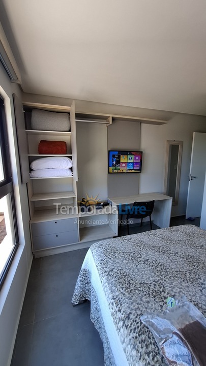 Apartamento para aluguel de temporada em Balneário Piçarras (Itacolomi)