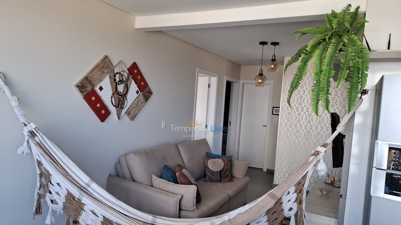 Apartamento para aluguel de temporada em Balneário Piçarras (Itacolomi)