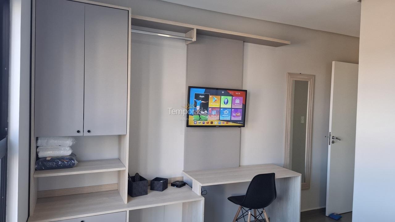 Apartamento para aluguel de temporada em Balneário Piçarras (Itacolomi)