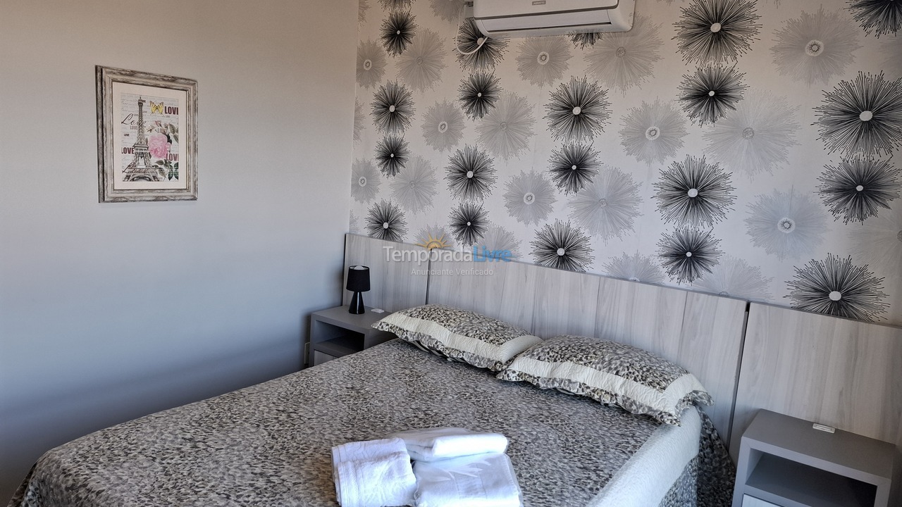 Apartamento para aluguel de temporada em Balneário Piçarras (Itacolomi)