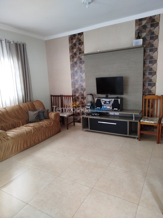 Chácara / sítio para aluguel de temporada em Sorocaba (Bairro Cruz de Ferro)