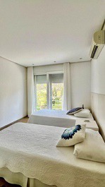 Casa en alquiler en Praia da Baleia, cerca de la playa.