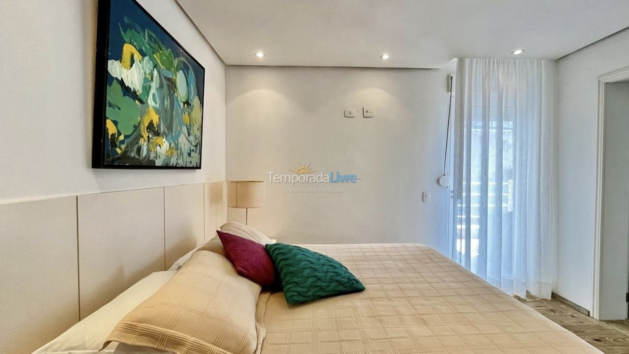 Casa para alquiler de vacaciones em São Sebastião (Praia da Baleia)