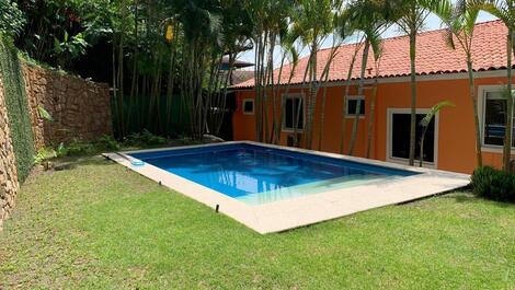 CASA MODERNA EN JOÁ! ASCENSOR 5 QTS FRENTE AL MAR