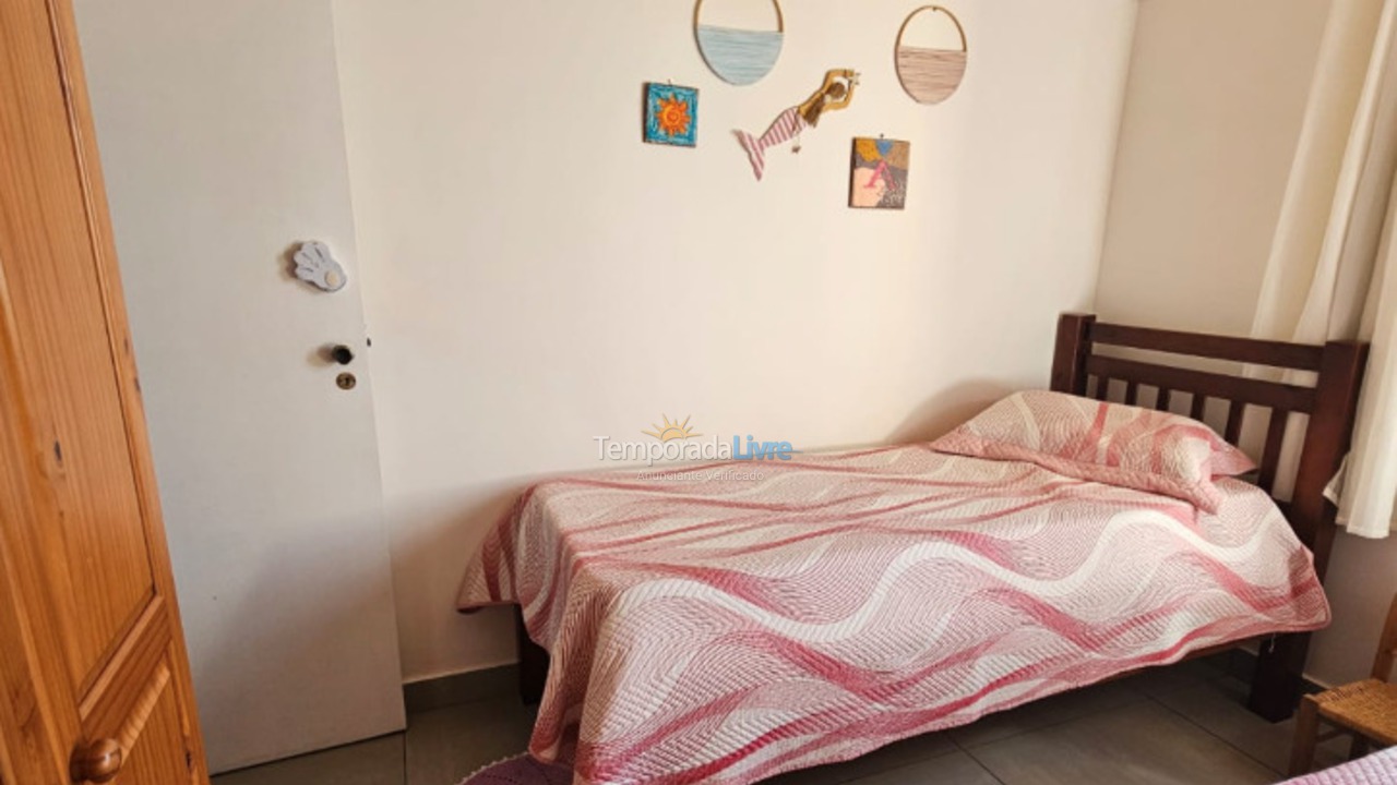 Apartment for vacation rental in Ubatuba (Praia das Toninhas)