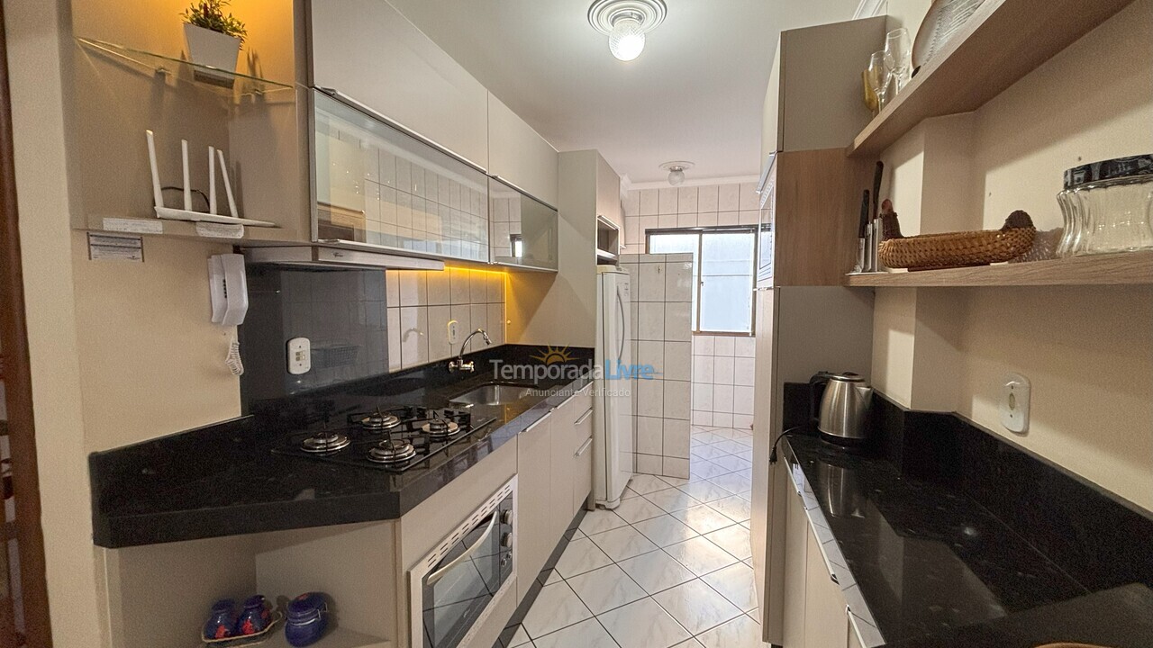 Apartamento para aluguel de temporada em Bombinhas (Praia de Bombas)