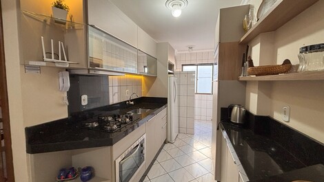 Aluguel de Apto em Bombas – 2 Quartos, Próximo à Praia