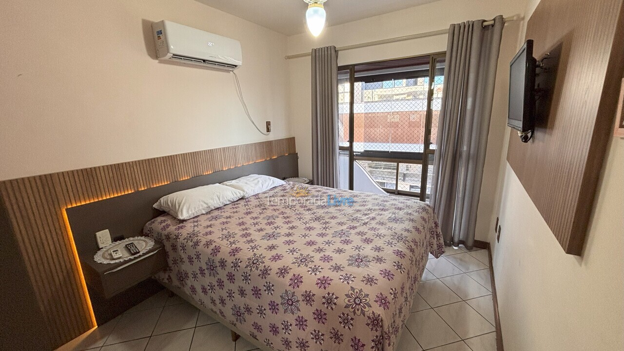 Apartamento para aluguel de temporada em Bombinhas (Praia de Bombas)