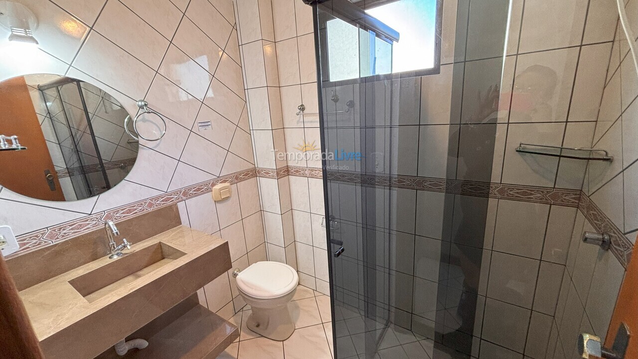 Apartamento para aluguel de temporada em Bombinhas (Praia de Bombas)