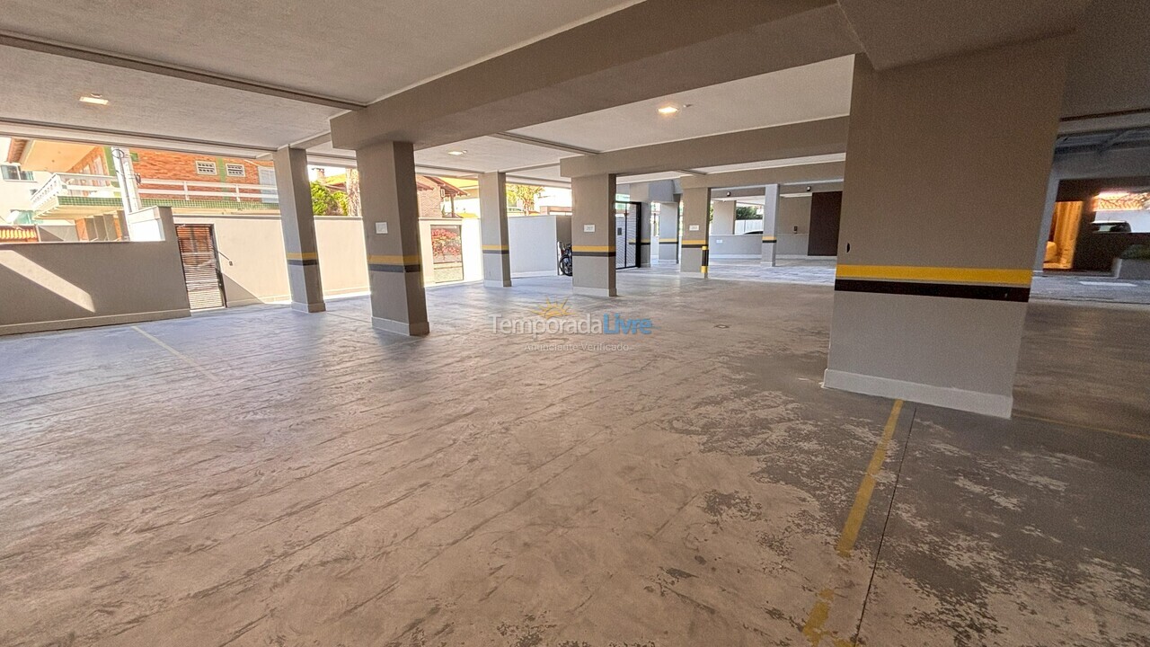 Apartamento para alquiler de vacaciones em Bombinhas (Praia de Bombas)