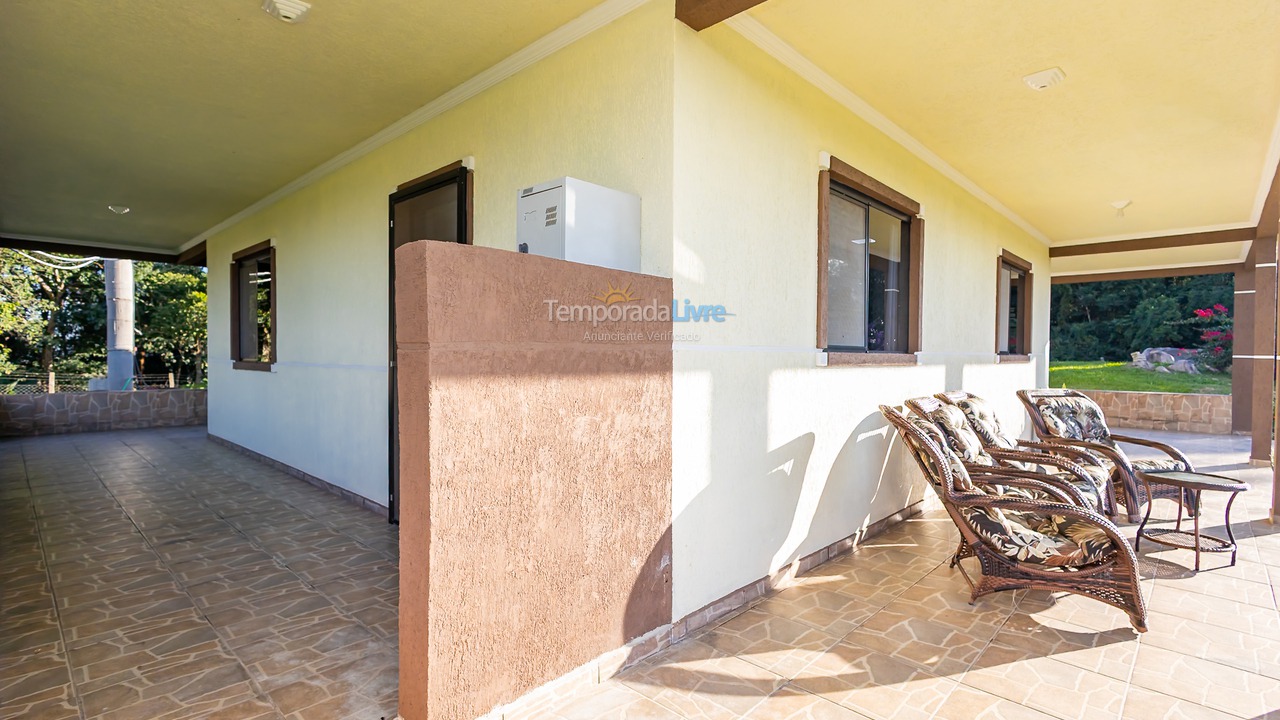 Chácara / sítio para aluguel de temporada em Mandirituba (Chimboveiro)