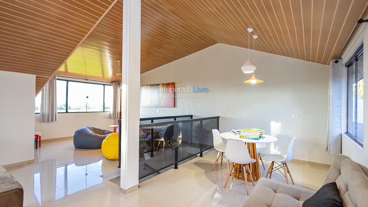 Chácara / sítio para aluguel de temporada em Mandirituba (Chimboveiro)