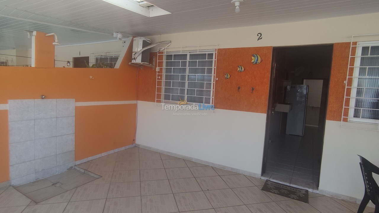 Casa para aluguel de temporada em Guaratuba (Figueira)