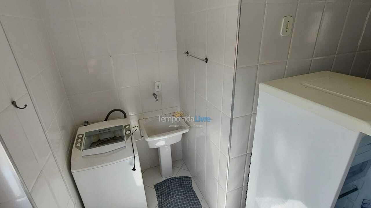 Apartamento para aluguel de temporada em Piúma (Monte Agha)