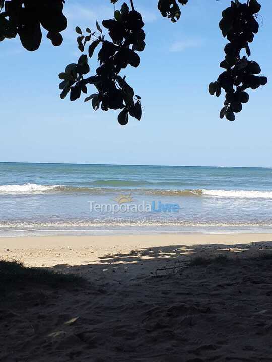 Apartamento para aluguel de temporada em Piúma (Monte Agha)