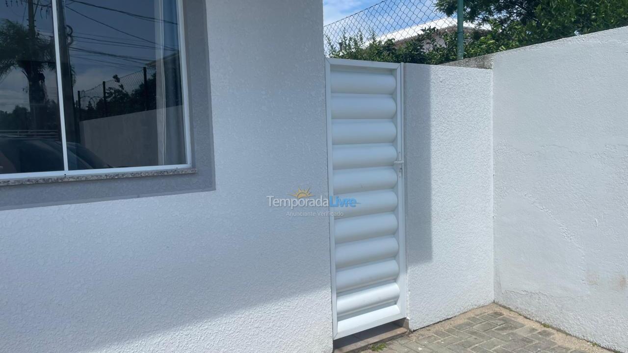 Apartamento para aluguel de temporada em Florianopolis (Praia dos Ingleses)