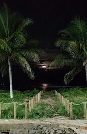 APTO 204 FRENTE PARA O MAR E PISCINA