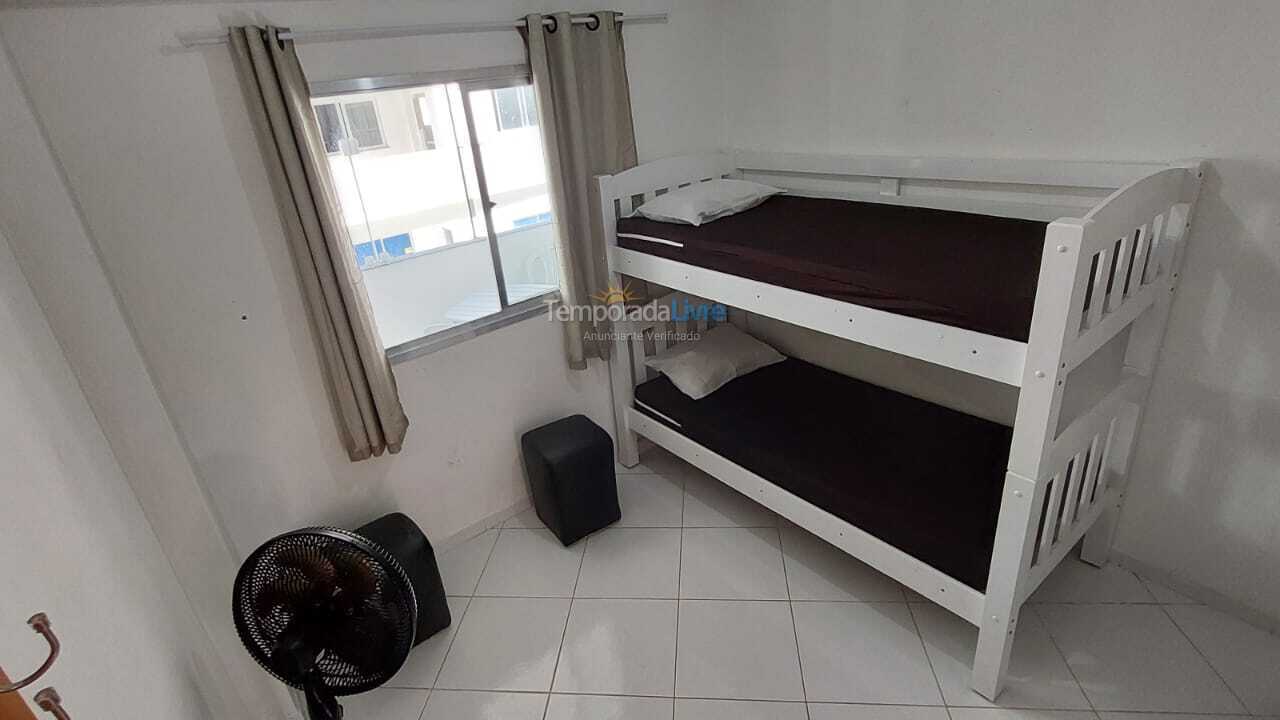 Apartamento para aluguel de temporada em Piúma (Monte Agha)