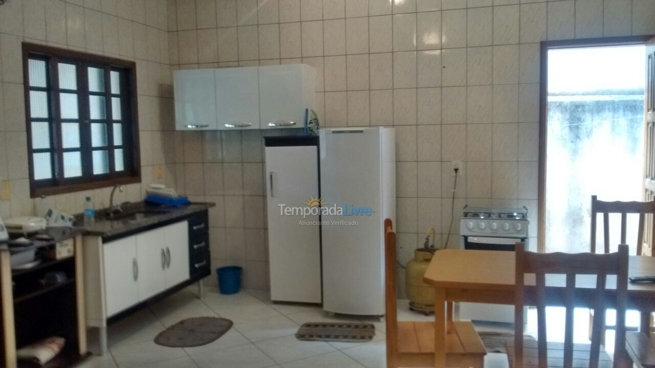 Casa para alquiler de vacaciones em Ubatuba (Pereque Açu)