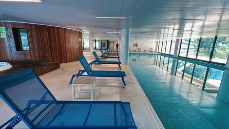Cobertura 4 suites FRENTE MAR reserva dna 10 pessoas - (12) 99703-1510