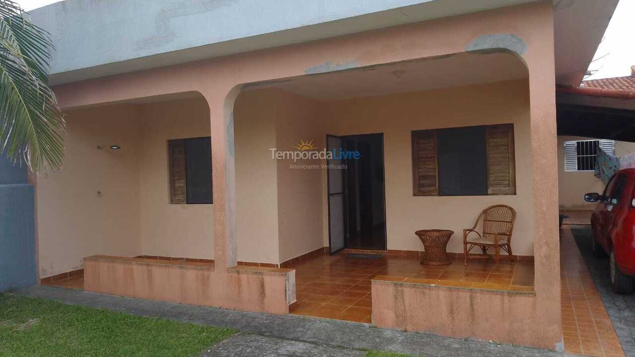 Casa para alquiler de vacaciones em Ilha Comprida (Balneário São Martinho)