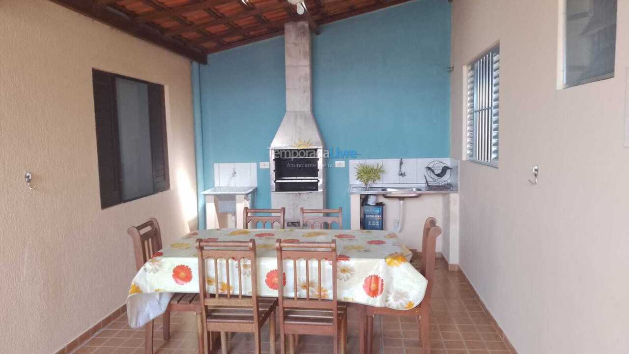 Casa para alquiler de vacaciones em Ilha Comprida (Balneário São Martinho)