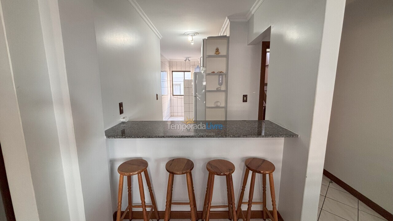 Apartamento para alquiler de vacaciones em Bombinhas (Praia de Bombas)