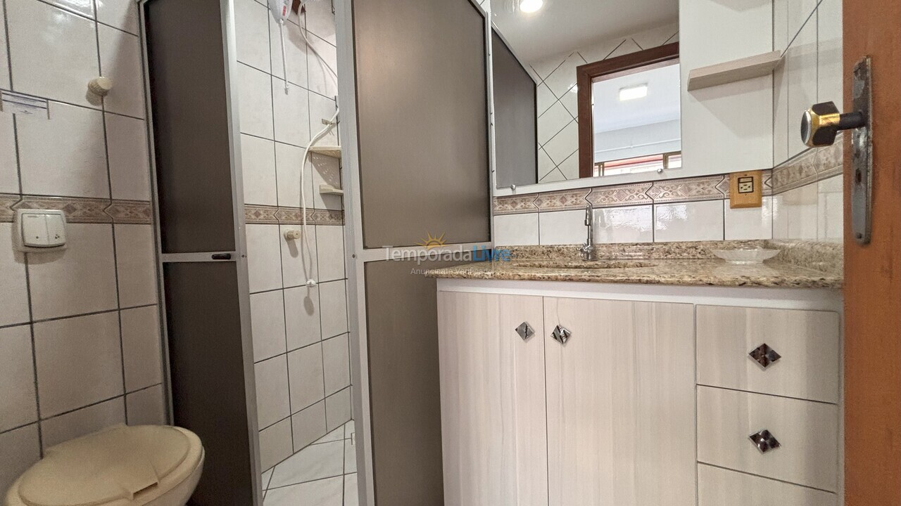 Apartamento para alquiler de vacaciones em Bombinhas (Praia de Bombas)