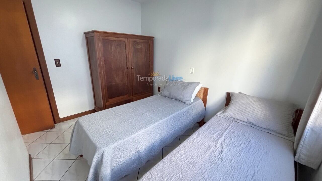 Apartamento para alquiler de vacaciones em Bombinhas (Praia de Bombas)