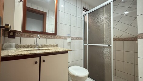 Vacaciones perfectas en Bombas: ¡Apartamento a 50 metros de la playa!