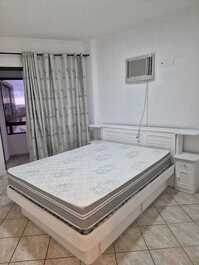 Excelente apartamento Frente Avenida com vista para o Mar