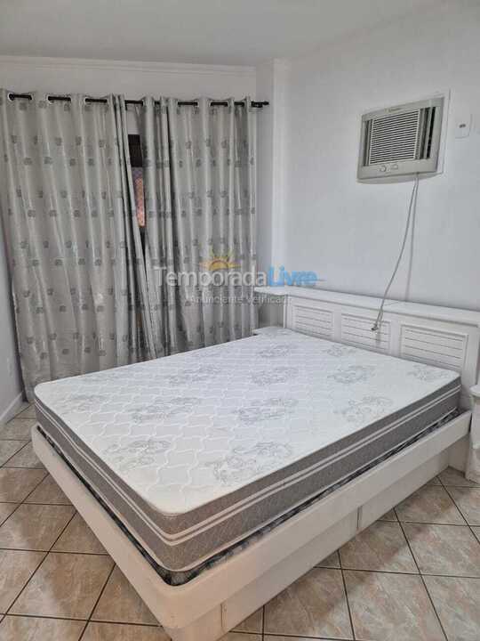 Apartamento para aluguel de temporada em Itapema (Meia Praia)