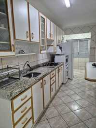 Excelente apartamento Frente Avenida com vista para o Mar