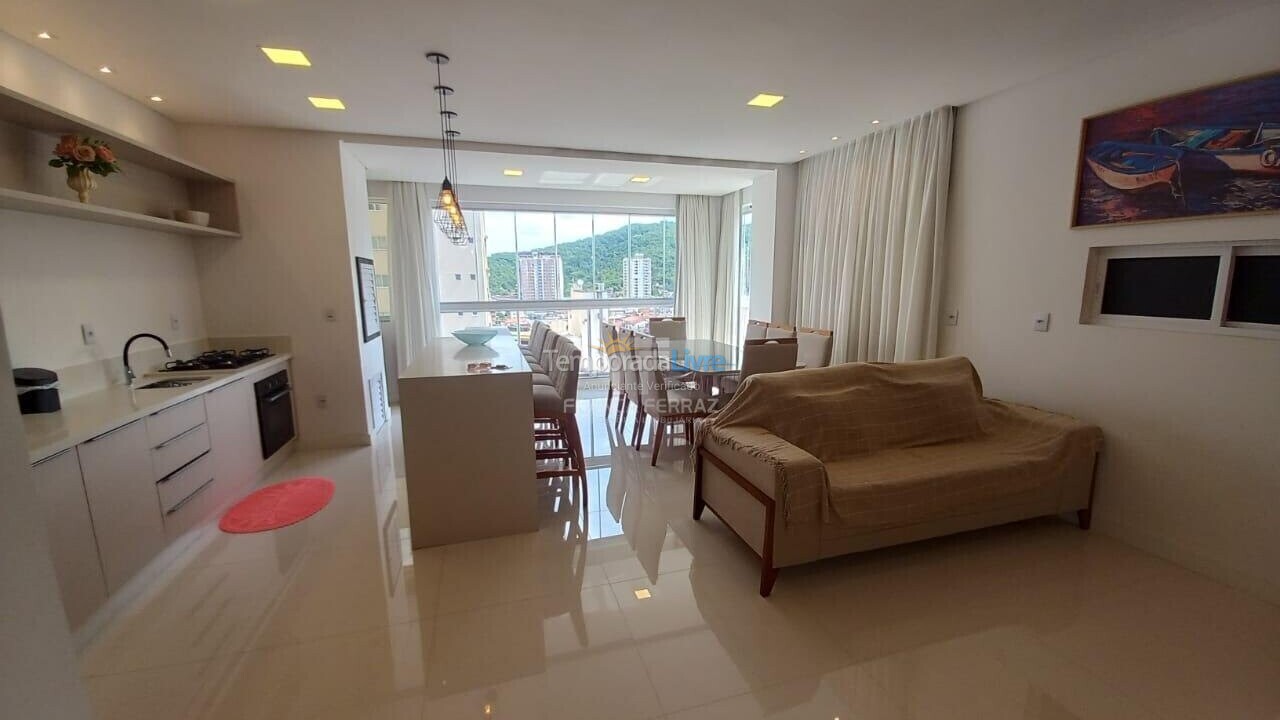 Apartamento para aluguel de temporada em Itapema (Centro)