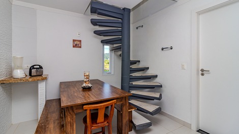 Foto mesa - cozinha - 1º piso