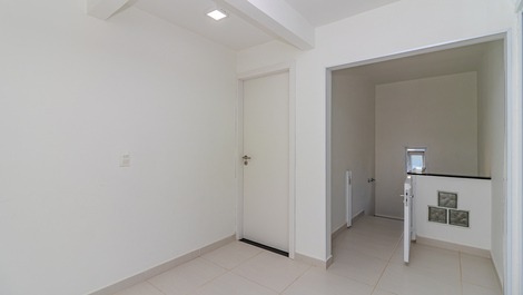 Sala  de acesso ao 2º piso