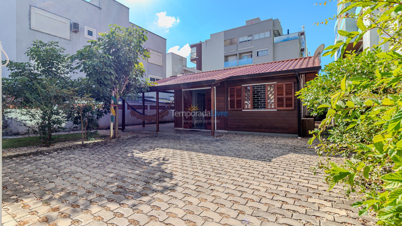 Casa para alquiler de vacaciones em Bombinhas (Mariscal)