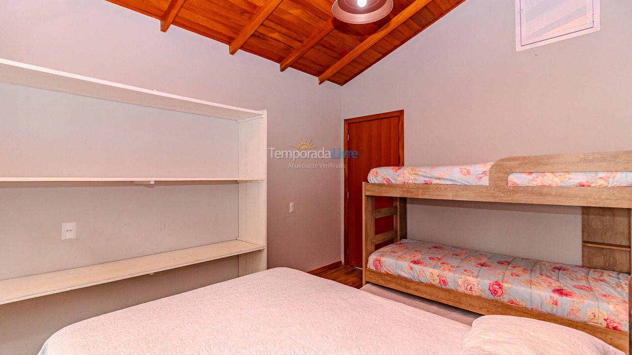 Casa para alquiler de vacaciones em Bombinhas (Mariscal)