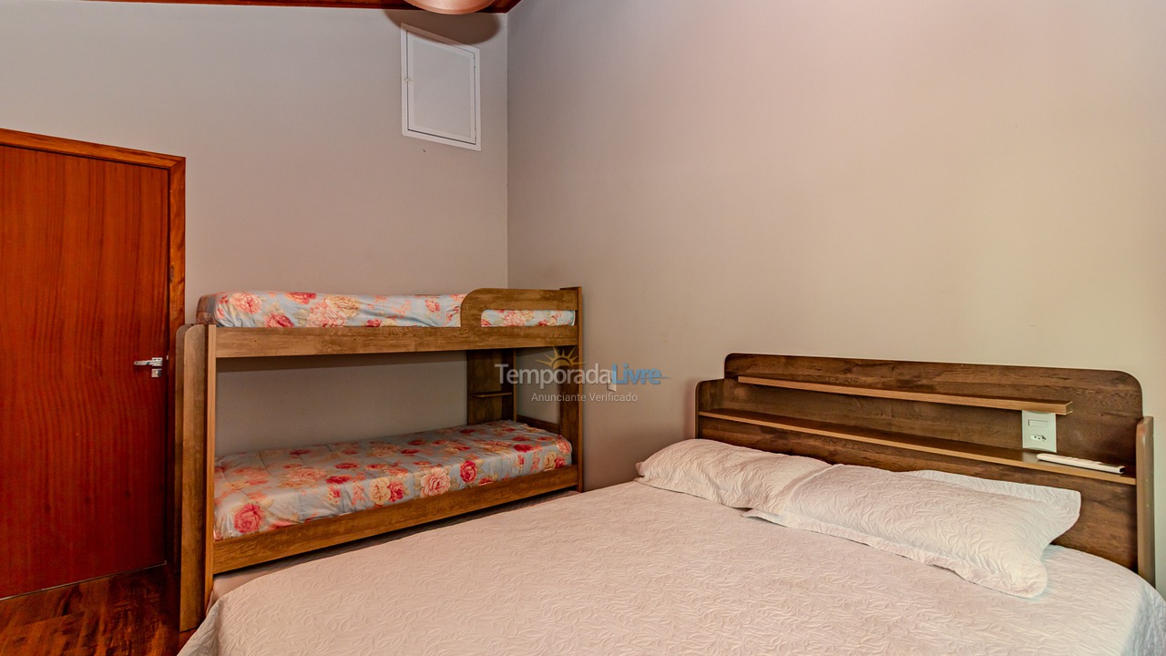 Casa para alquiler de vacaciones em Bombinhas (Mariscal)