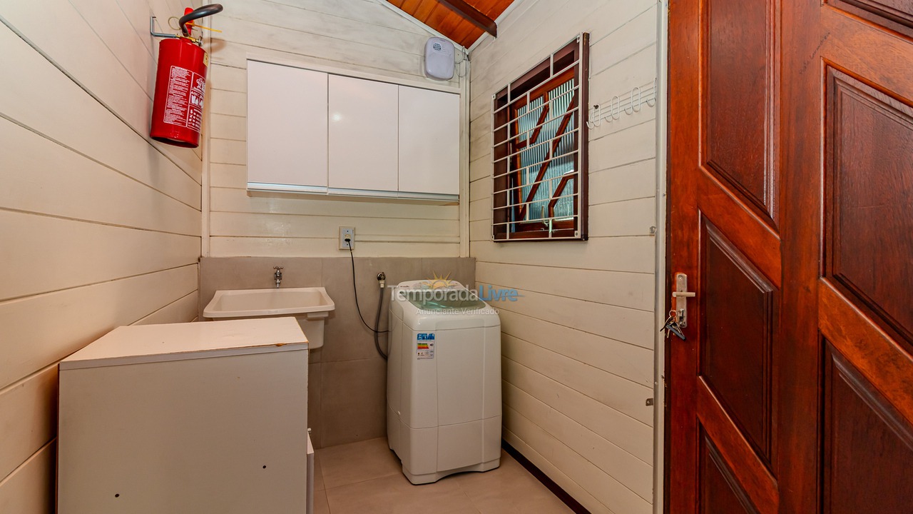 Casa para alquiler de vacaciones em Bombinhas (Mariscal)