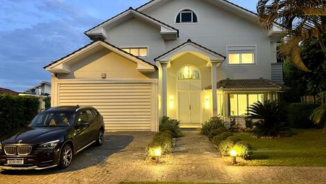 House for rent in Florianopolis - Jurerê Internacional