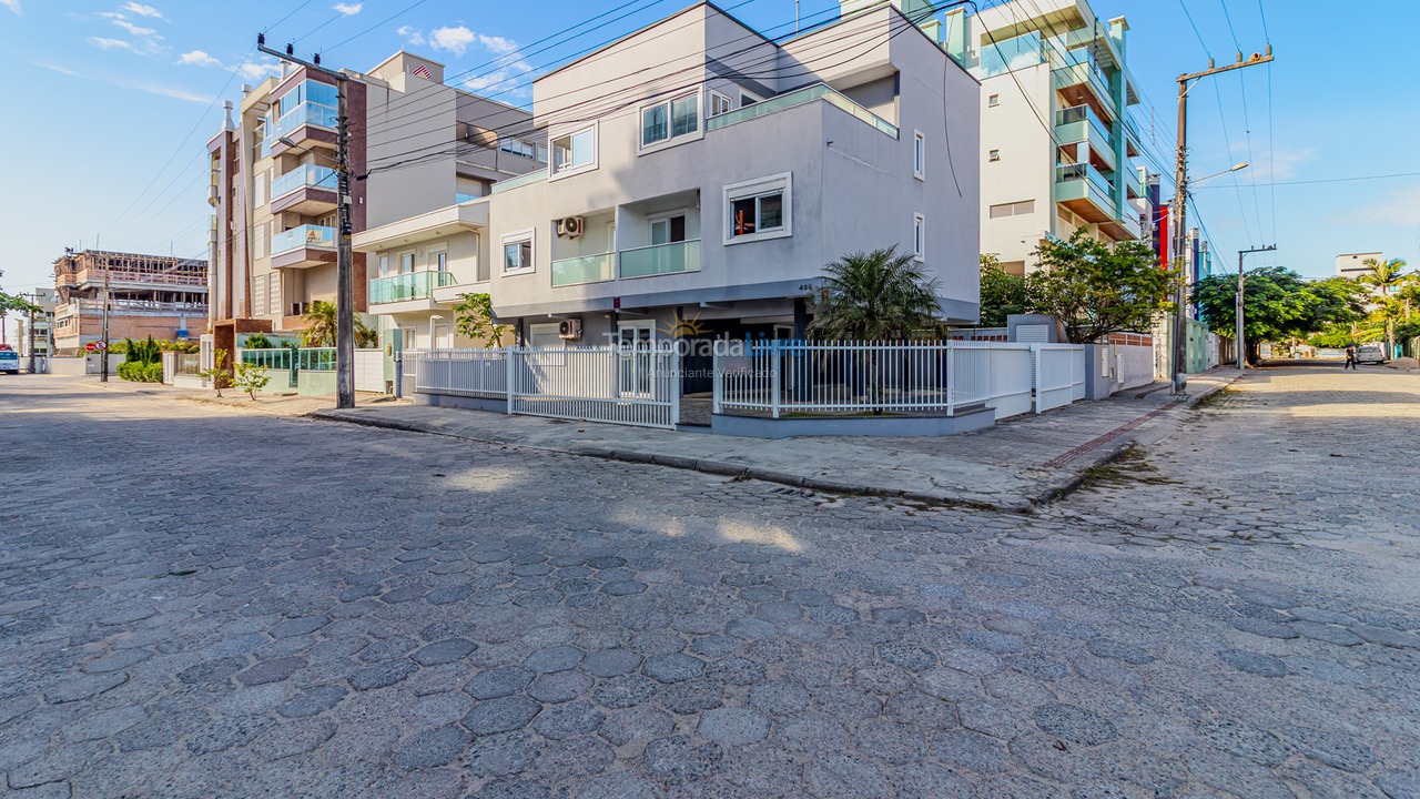 Apartment for vacation rental in Bombinhas (Mariscal)