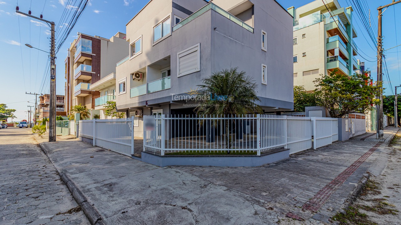 Apartment for vacation rental in Bombinhas (Mariscal)